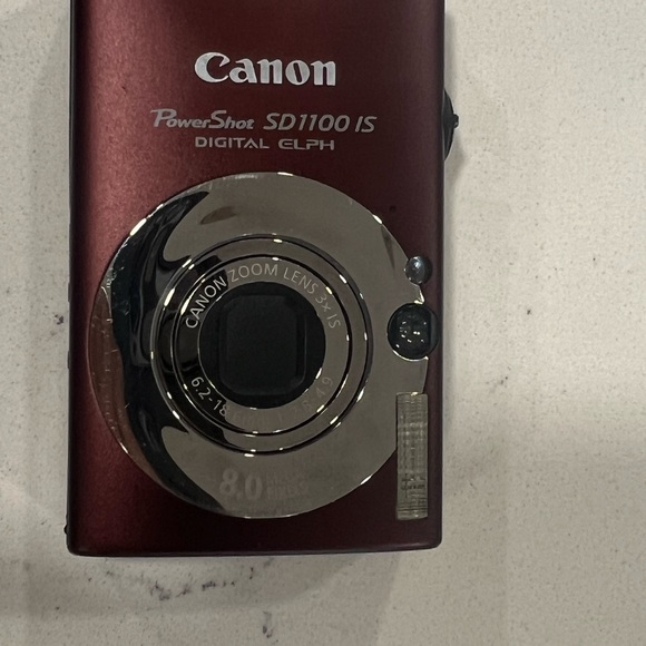 Canon PowerShot SD1100 IS Compact Digital Camera - Maroon Red - Picture 5 of 11
